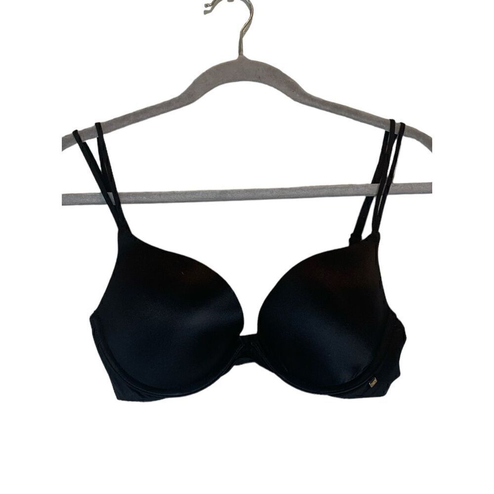 Victoria's Secret RN 54867 Black Nylon Padded Underwired Bra Size 32D